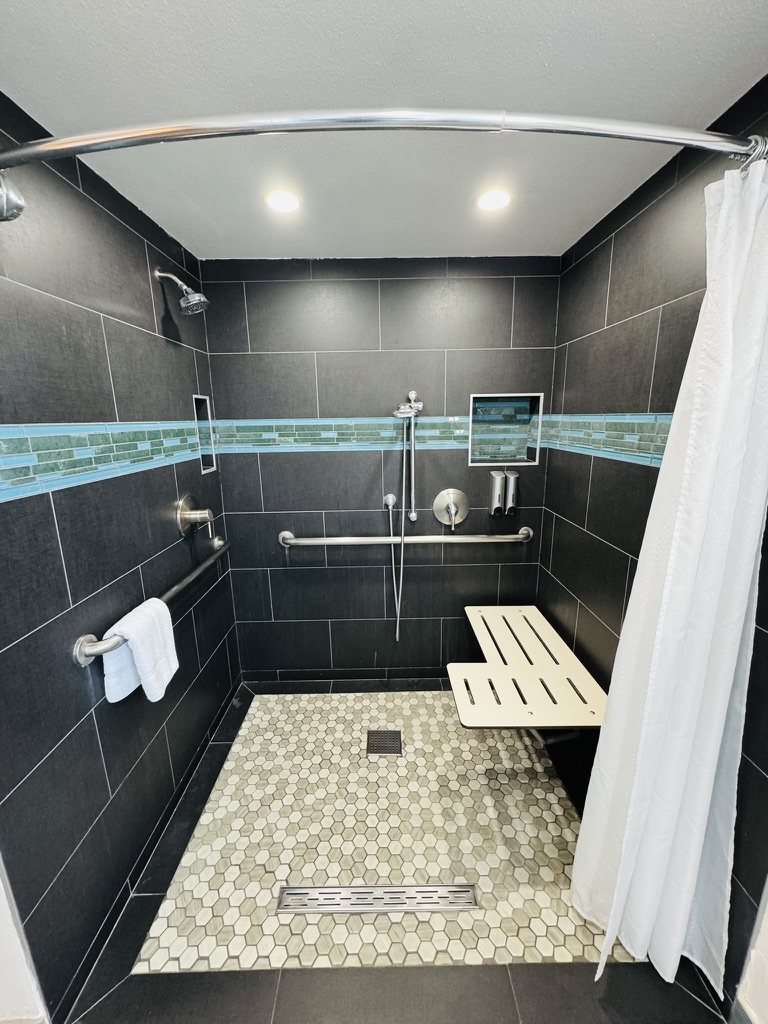 ADA Accessible Queen Room