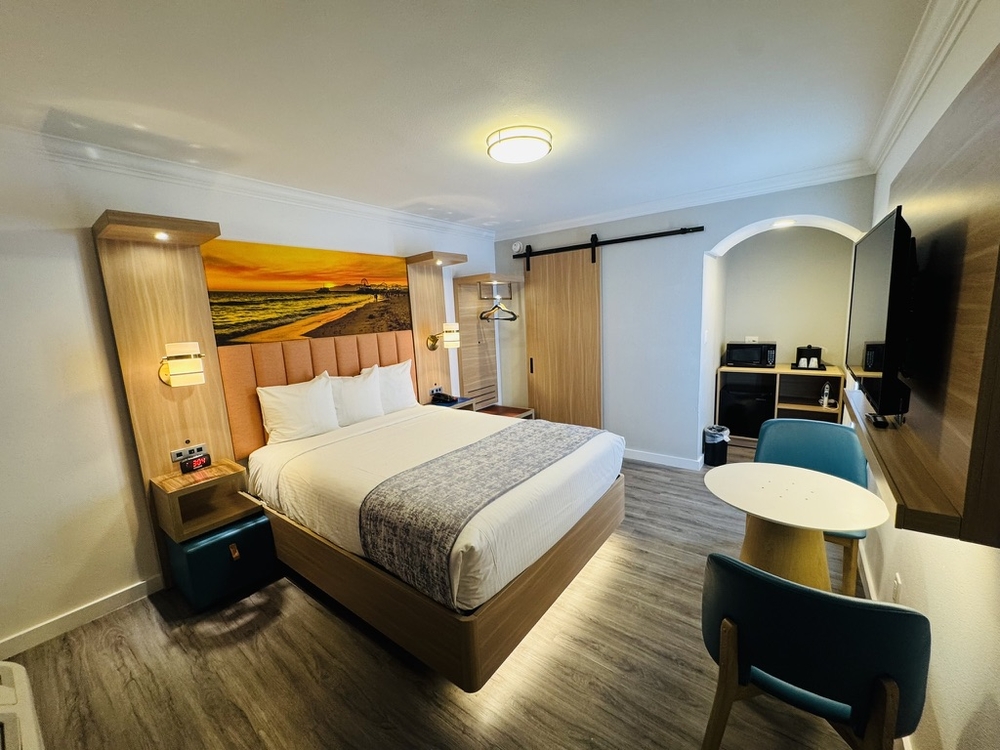 Deluxe Queen Room-Deluxe Family Room